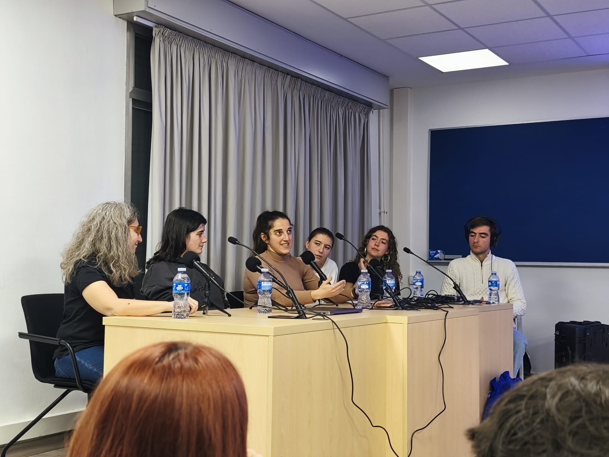 Noemi 19f