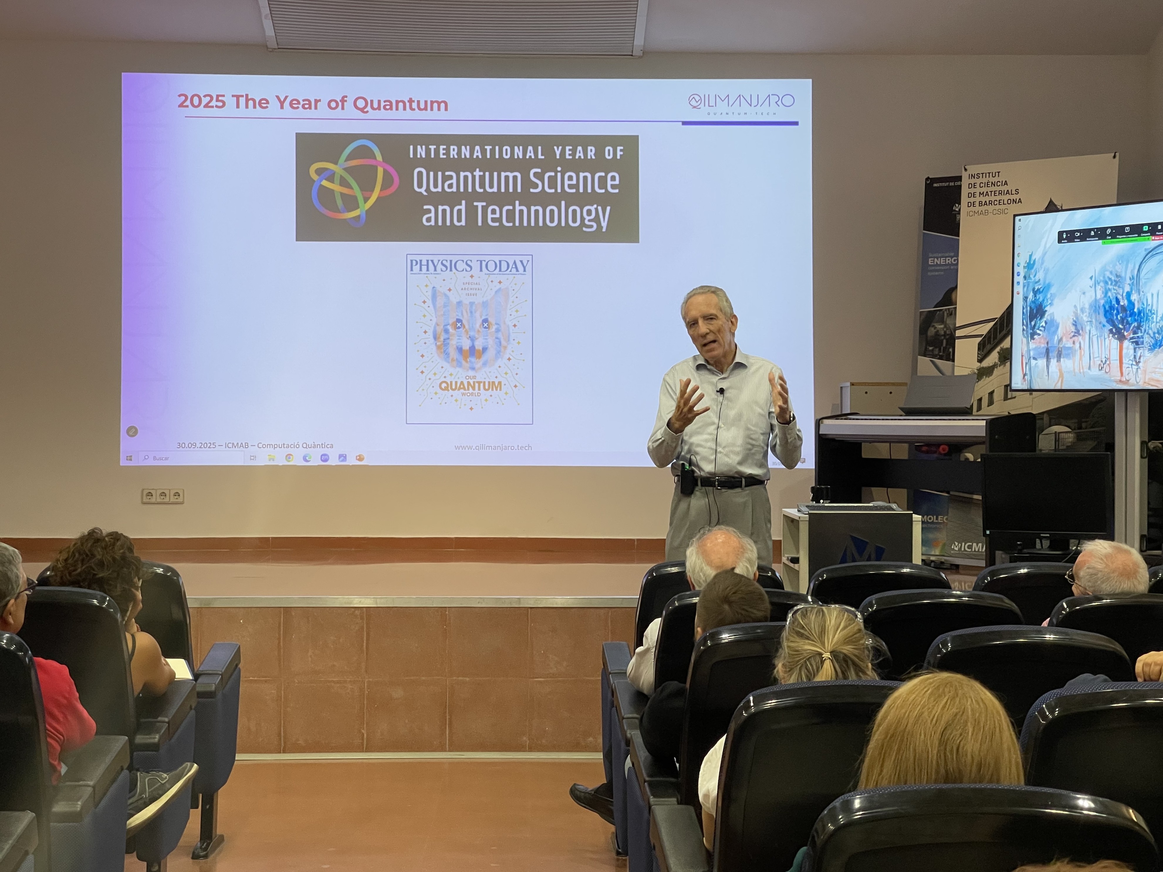 Victor Canivell during his seminar | ICMAB-CSIC