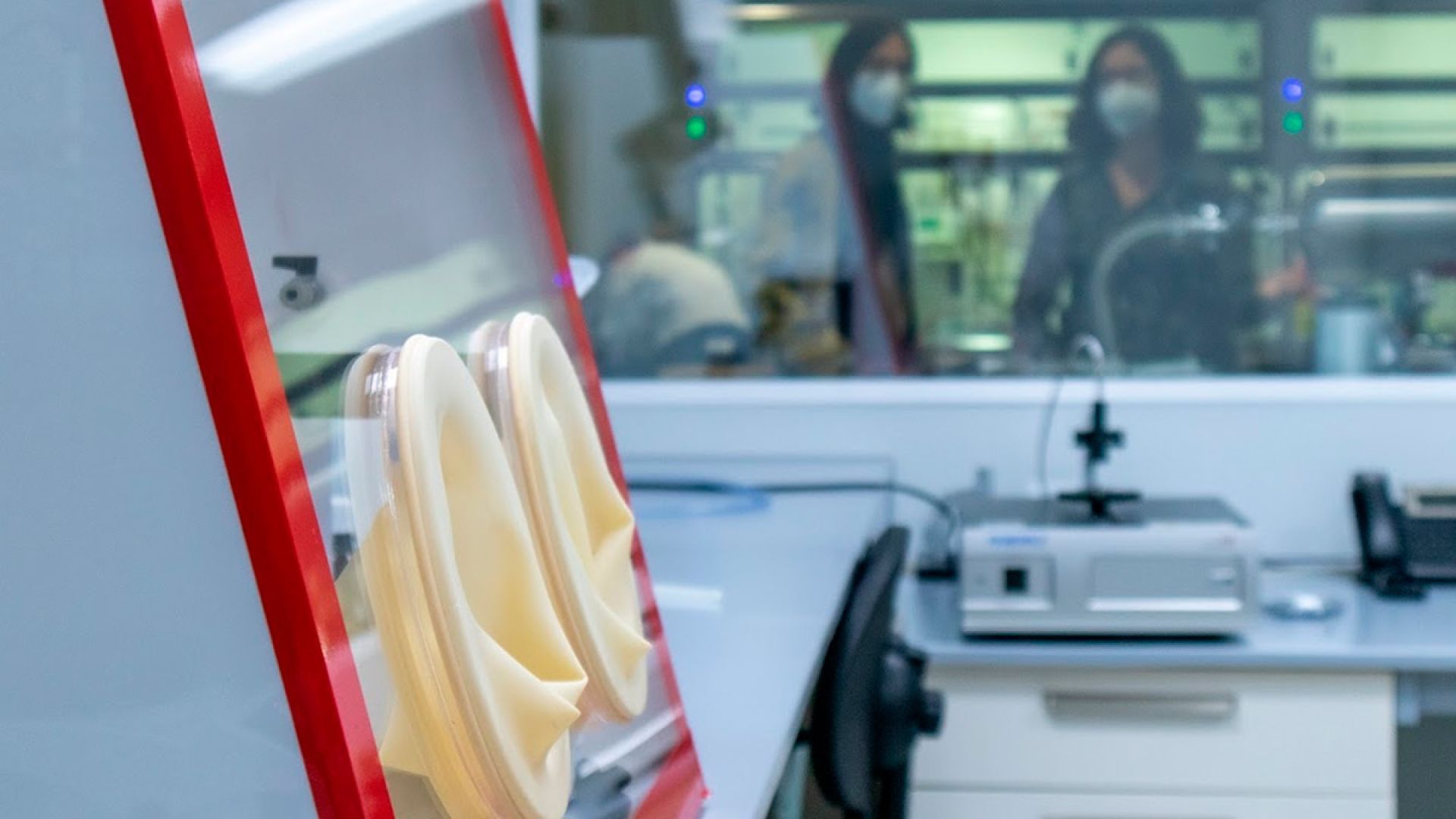 One of the laboratories at ICMAB.