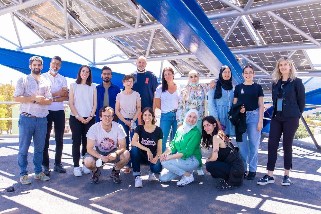 Visit of the students at ICMAB | ICMAB, CSIC