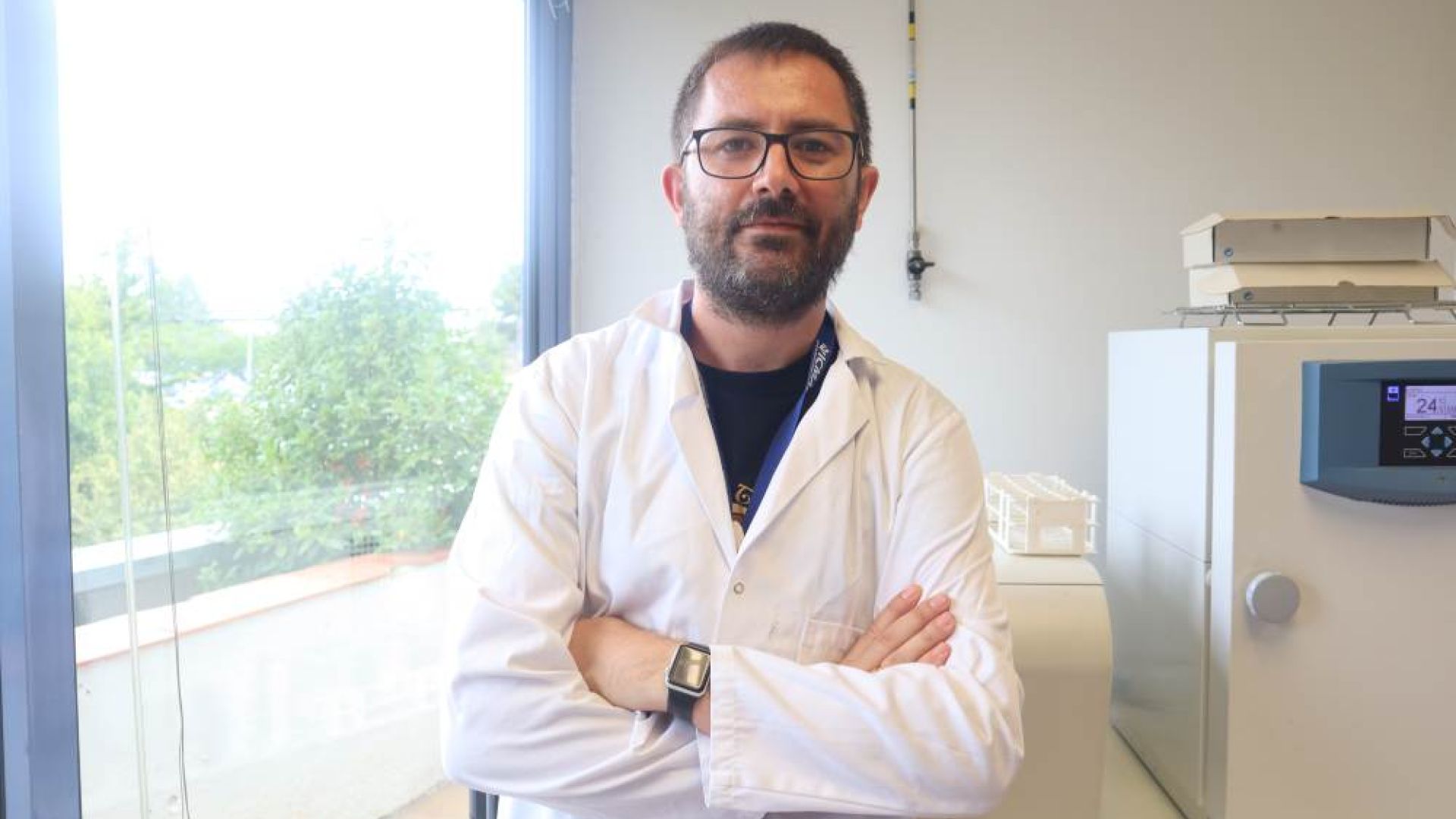 Juan Pellico in his laboratory | ICMAB-CSIC