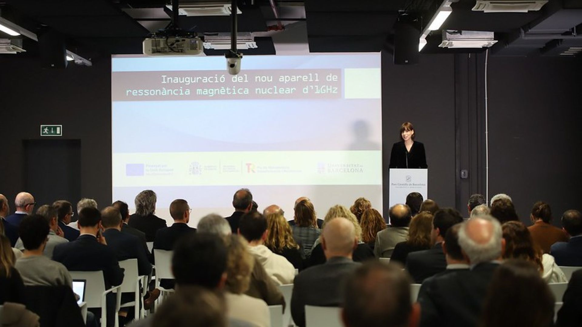 Inauguration of the new NMR at the UB