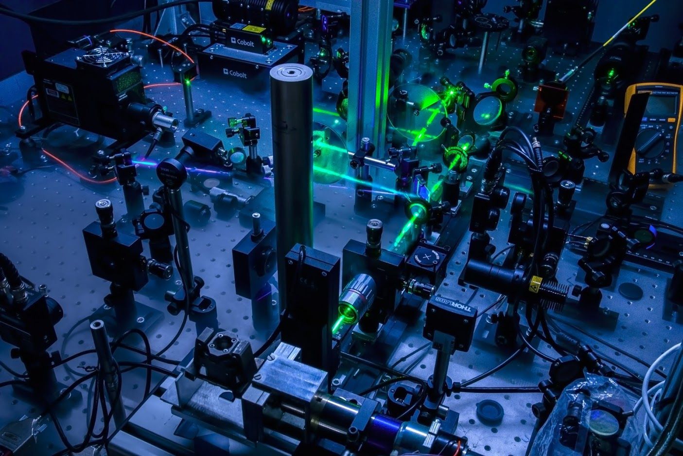 Amplified frequency-domain thermoreflectance setup used to study the existence of second sound in germanium. | ICMAB, CSIC